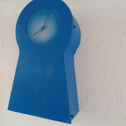 Clock with cabinet used, dimensions 45x27x14 cm
