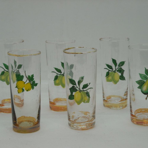 Vintage glass set with pitcher used, fruit print