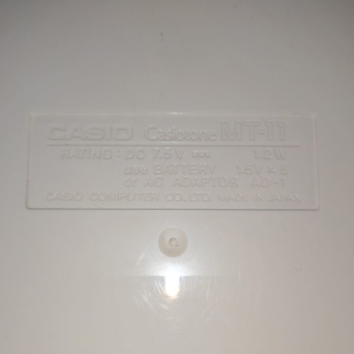 Casio Casiotone MT-11 keyboard used, missing battery cover and knobs