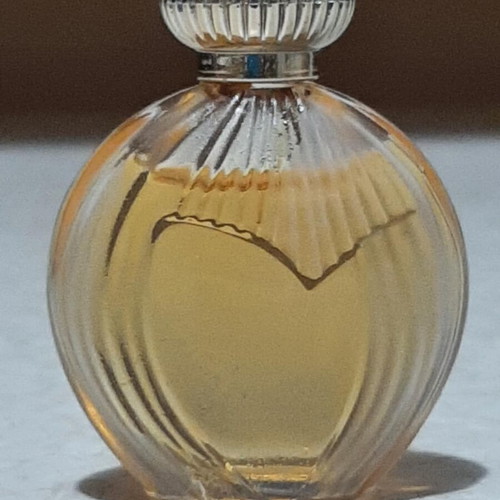 Nina by Nina Ricci 5ml EDT brand new, original vintage formula