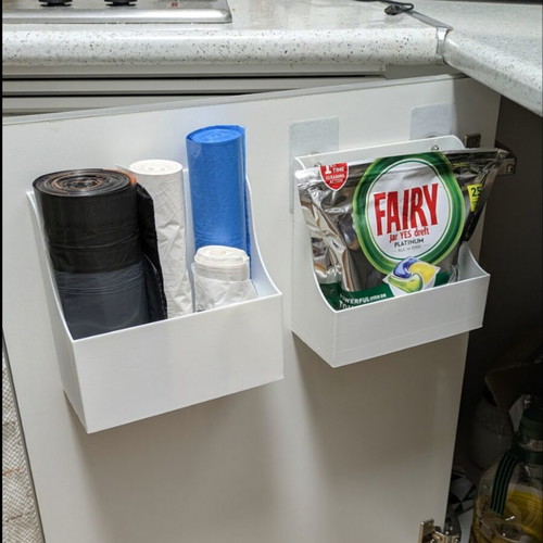 Kitchen Storage Containers like new, plastic with screw mounts