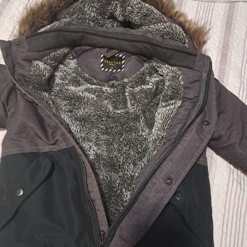 Jacket for Boys Like New, Suitable for Ages 4 to 5