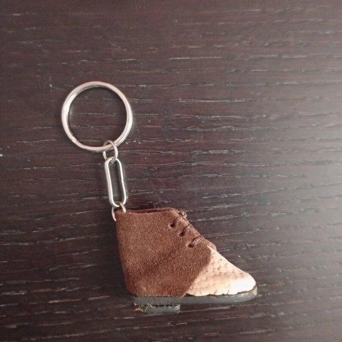 Decorative leather shoe keychain used