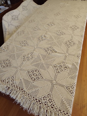 Woolen handmade knitted blanket beige 200x240 cm like new