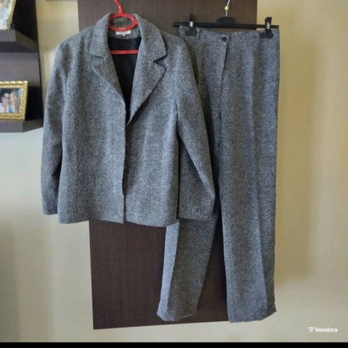 Clothing pack size M with gifts, like new