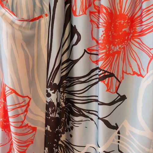 Maxi satin skirt TEEM size S new with unique print