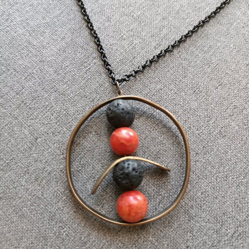 Handmade necklace like new, does not tarnish