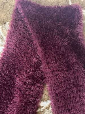 Fluffy scarf used red