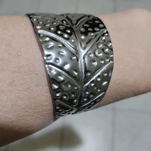 Statement bracelet boho jewellery minimal cuff bracelet cuffie like new