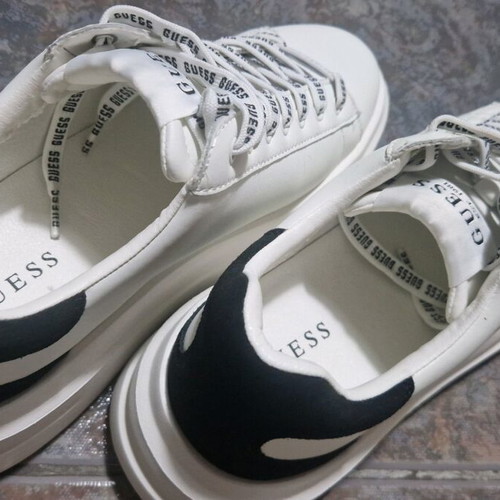 Guess Elba sneakers new, size 42, black and white