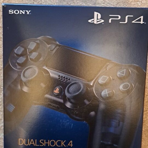DualShock 4 Limited 500 Million Controller for PlayStation 4 new