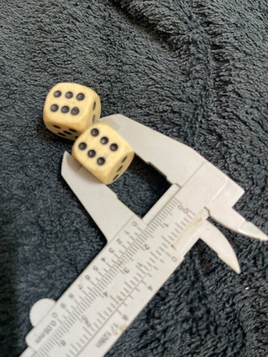 Old resin dice pair used