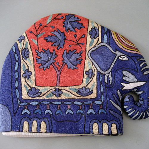 Tea Cosy from India with silk embroidery unused