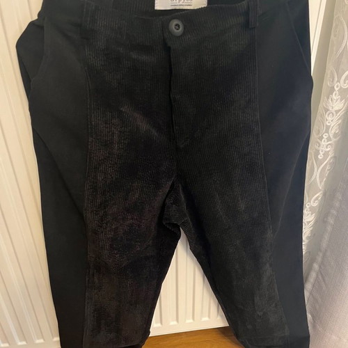 Arpyes pants medium new