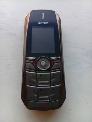 Μίνι τηλέφωνο Ferrari 9,4 εκ.