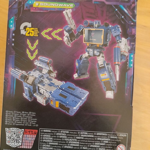 Transformers Legacy Voyager Class Soundwave sealed box new