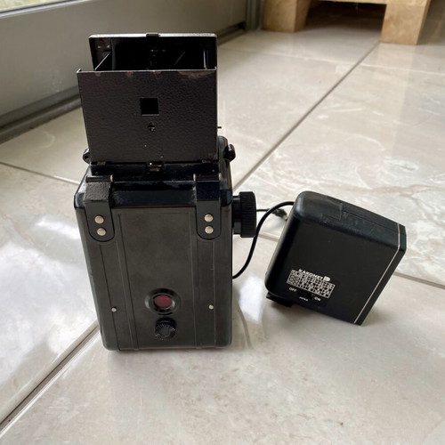 Lubitel 2 TLR Medium Format Camera with Kako Flash like new