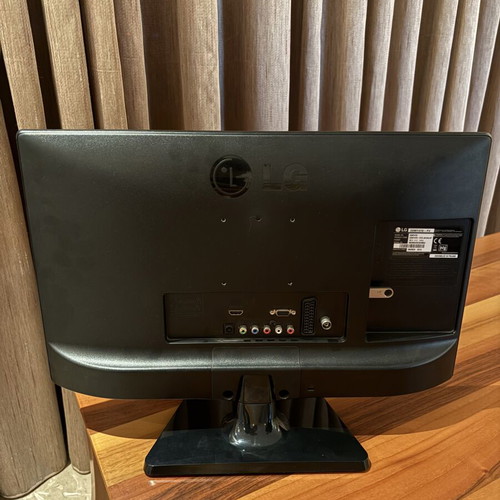 LG 22in monitor like new