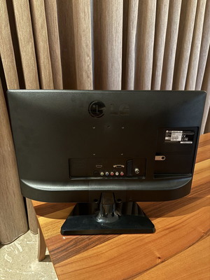 LG 22in monitor like new