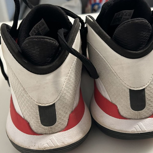 Adidas basketball shoes used, size 42, white and red