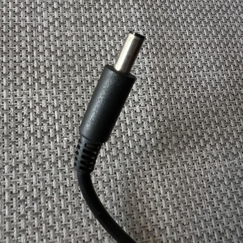 Lapton AC/DC Adapter for Laptop like new, compatible with Dell