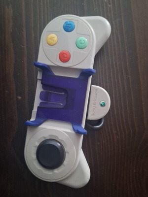 Sony Ericsson EGB-10 retro controller like new