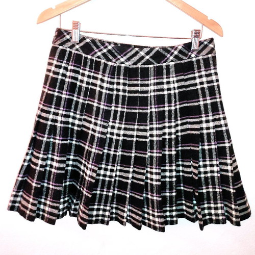 Yessica plaid pleated kilt style skirt used, size M