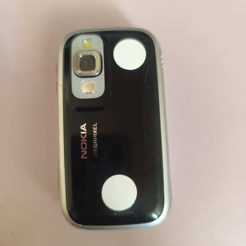 Nokia 6111 used, silver, up to 7.9 MP camera