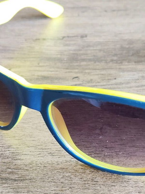 Children's sunglasses used, blue and yellow