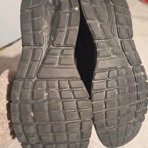 Unisex Marathon Athletic Shoes like new, size 39, black