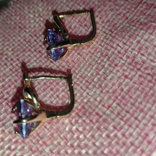 Women's earrings like new, 2 pairs, purple stone and gold color