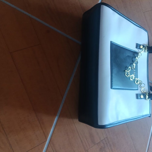 Women's shoulder bag new, black and white