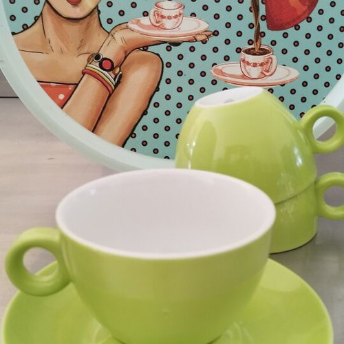 Coffee cup set of 6 like new, minimal design, green and white