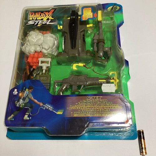 Max Steel N-Tech Emergency Gear sealed card new