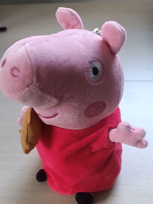 Peppa Pig plush like new in excellent condition