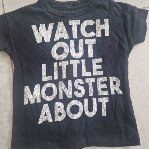 Short Sleeve T-Shirt used, size 9-12 months