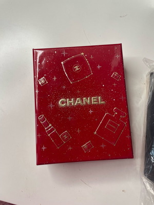 Chanel box new without wear, original