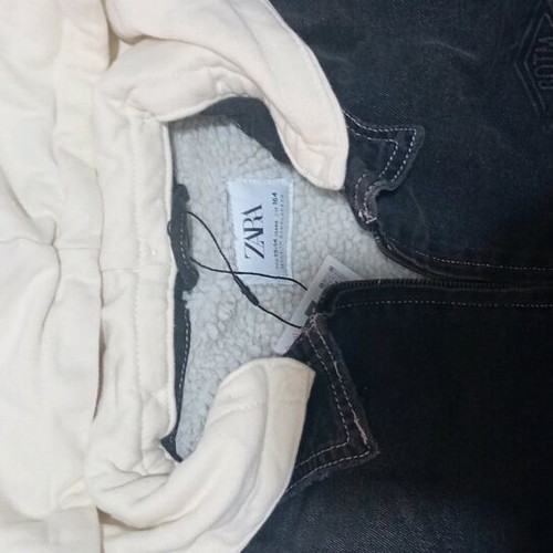 Jean jacket with inner fur and hood, new, size 13-14 years