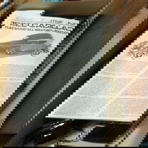 Cadillac model 1933 new Italeri 1:24 Fleetwood 16 Cyl Phaeton