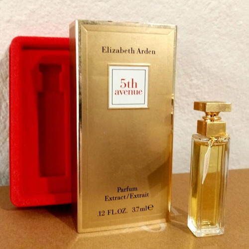 5th Avenue Elizabeth Arden parfum extract 3.7ml like new in box
