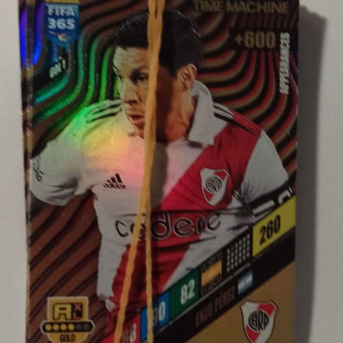 Time Machines FIFA 365 Panini 2024 like new, pack of 6