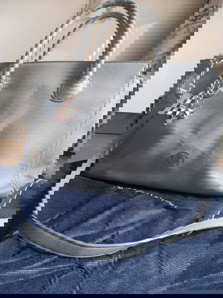 Tommy Hilfiger tote bag
