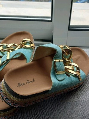 Mix Feel flatform sandals like new, size 37, green