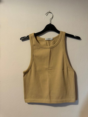 Crop top μεταχειρισμένο, μέγεθος M, μπεζ από Stradivarius
