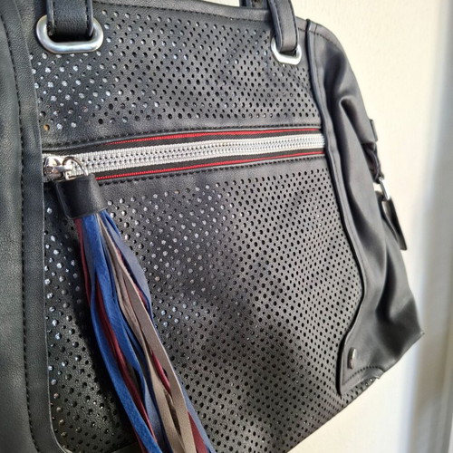Handbag black faux leather used with zipper