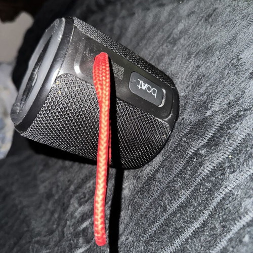 Boat original smart speaker used, 2 months