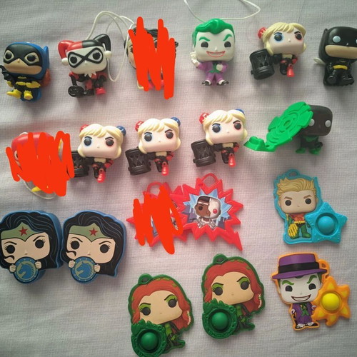Kinder Joy DC like new figures and accessories