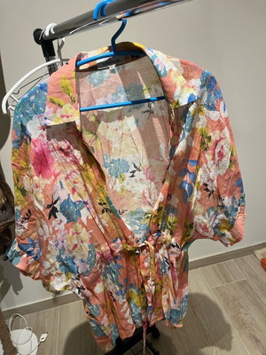 Vintage shirts tunics used with gathers and waist tie