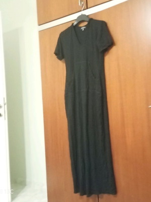 Long dress with short sleeve and back slit new, black