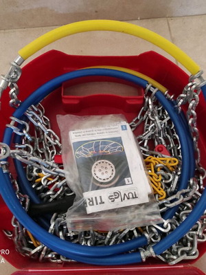 Snow chains like new